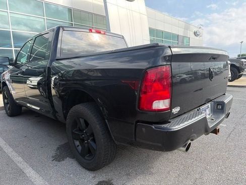 Used 2018 RAM 1500 Express w/ Black Ram 1500 Express Group AWD/4WD image 10