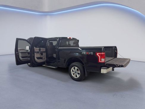 Used 2016 Ford F150 XLT image 11