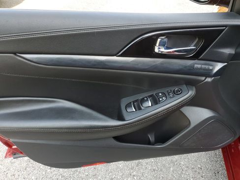 Certified 2023 Nissan Maxima Platinum w/ Sport Mat Group FWD image 17