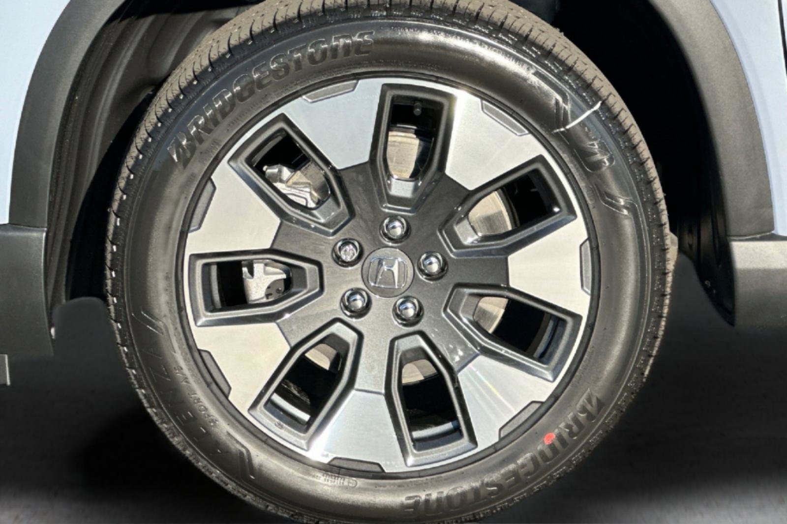 New 2026 Honda Pilot Elite image 36