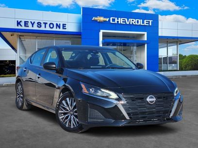 Used 2025 Nissan Altima 2.5 SV