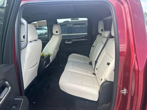 Used 2024 Chevrolet Silverado 1500 LTZ AWD/4WD image 16