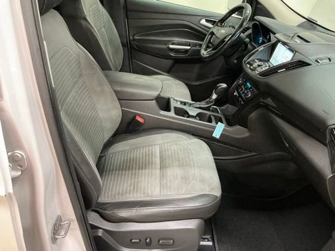 Used 2017 Ford Escape Titanium FWD image 20