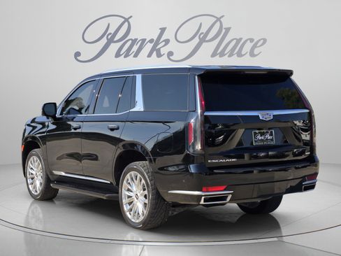 Used 2024 Cadillac Escalade Premium Luxury w/ Performance Package AWD/4WD image 3