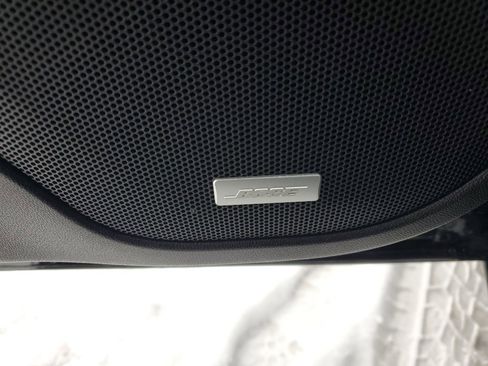 Used 2023 GMC Acadia AT4 w/ Preferred Package image 25