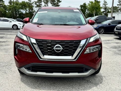 Used 2023 Nissan Rogue SV FWD image 2