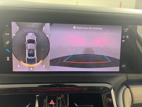 Certified 2025 Porsche Panamera image 24