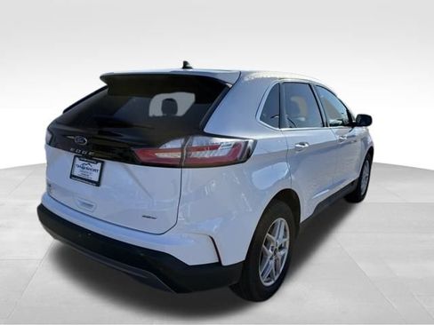 Used 2024 Ford Edge SEL image 5