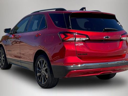 Used 2022 Chevrolet Equinox RS w/ RS Leather Package FWD image 4