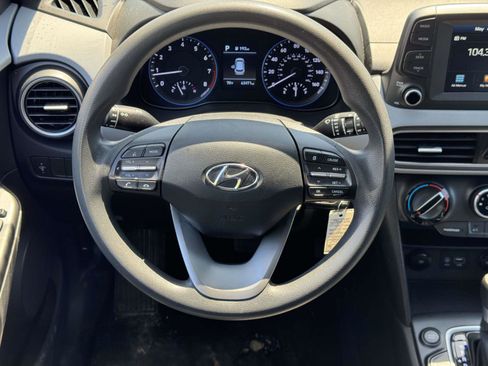 Used 2021 Hyundai Kona SE FWD image 11