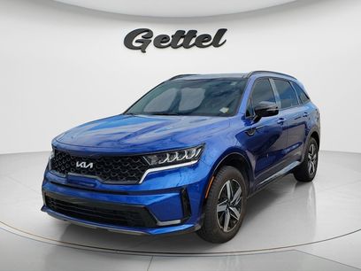 Used 2023 Kia Sorento S w/ Panoramic Sunroof Package