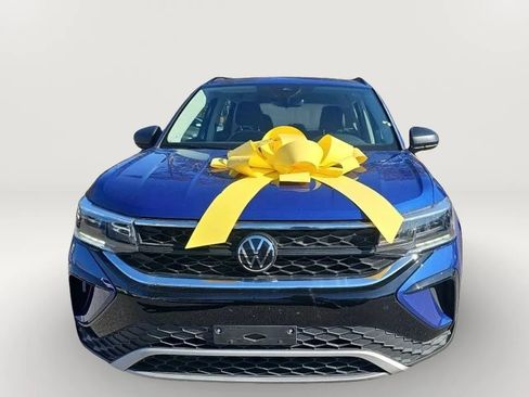 Used 2024 Volkswagen Taos S image 8