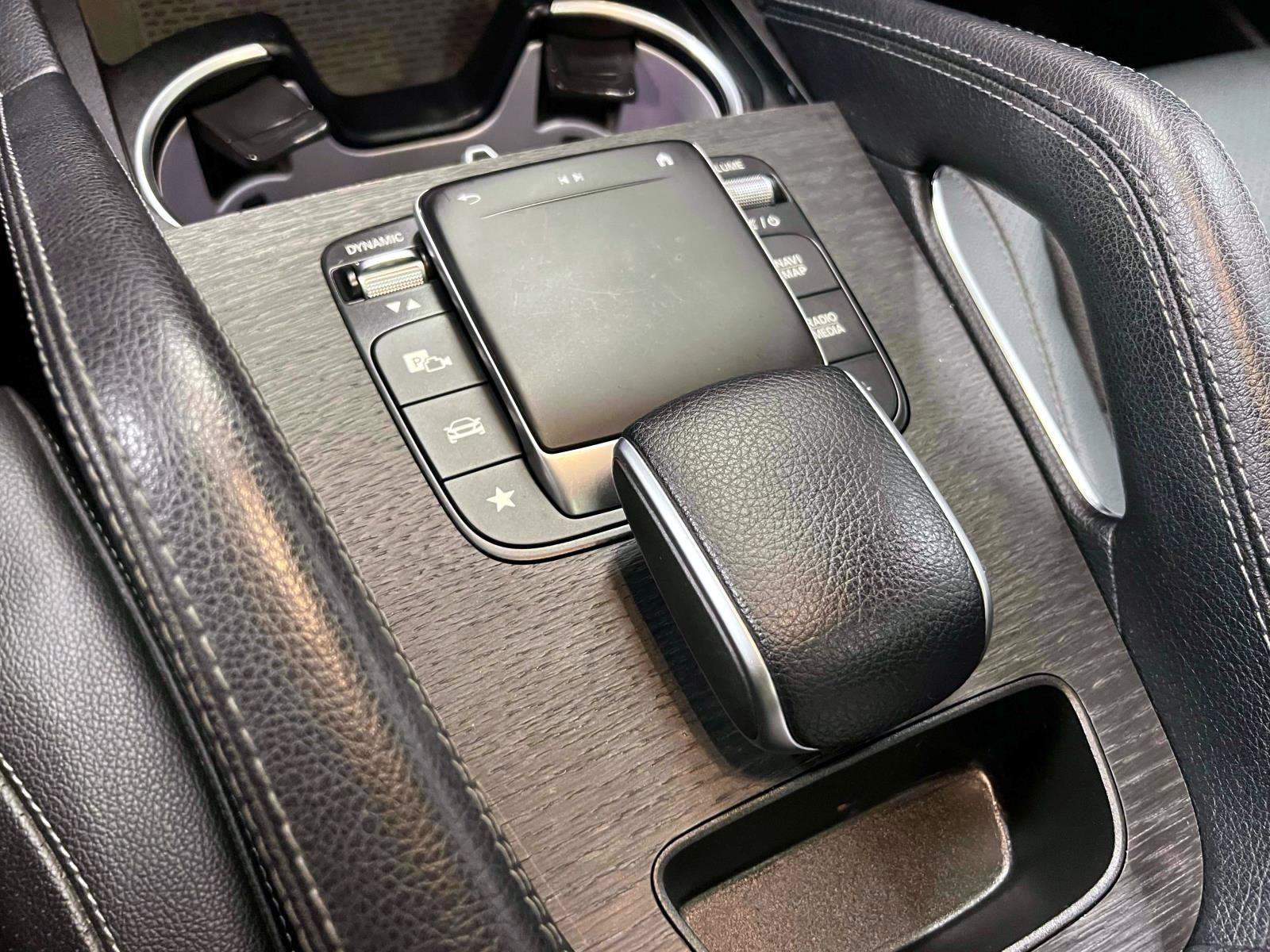 Used 2021 Mercedes-Benz GLE 350 4MATIC image 25