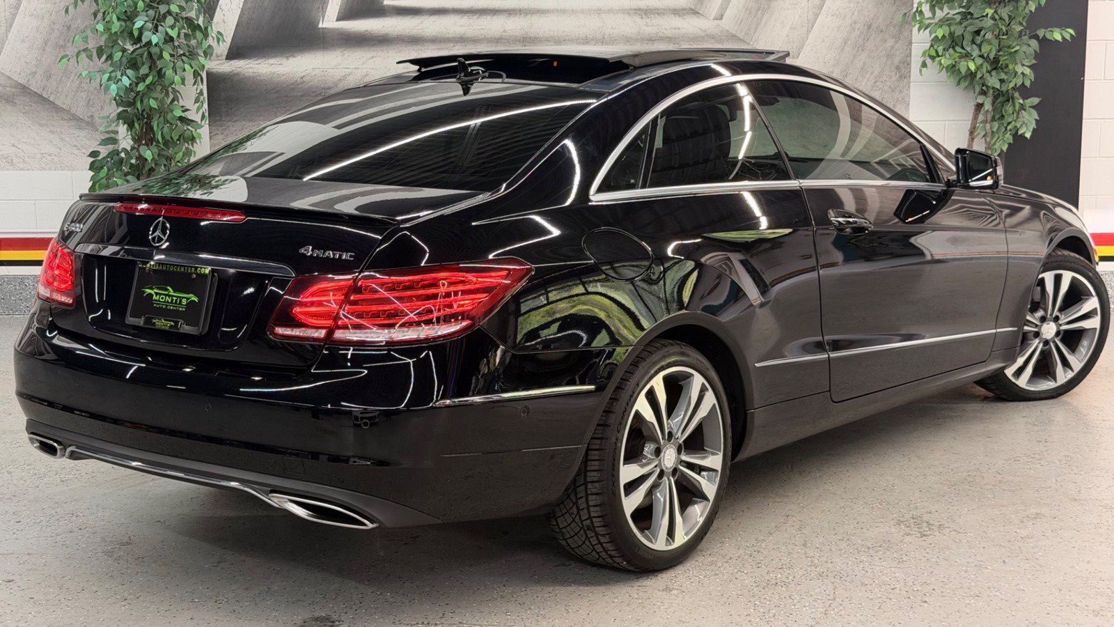 Used 2017 Mercedes-Benz E 400 4MATIC Coupe image 7