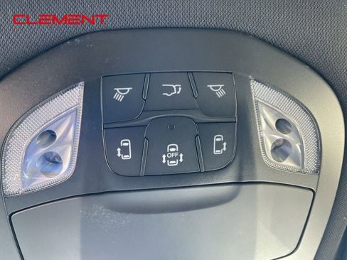 New 2026 Chrysler Pacifica Select FWD image 13