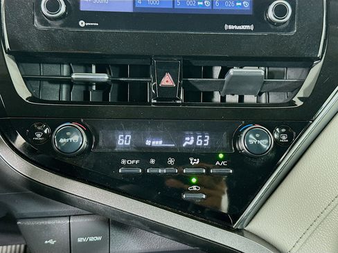 Used 2023 Toyota Camry LE image 22