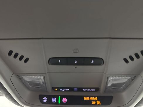 Used 2024 Chevrolet Blazer LT w/ Convenience Package image 38