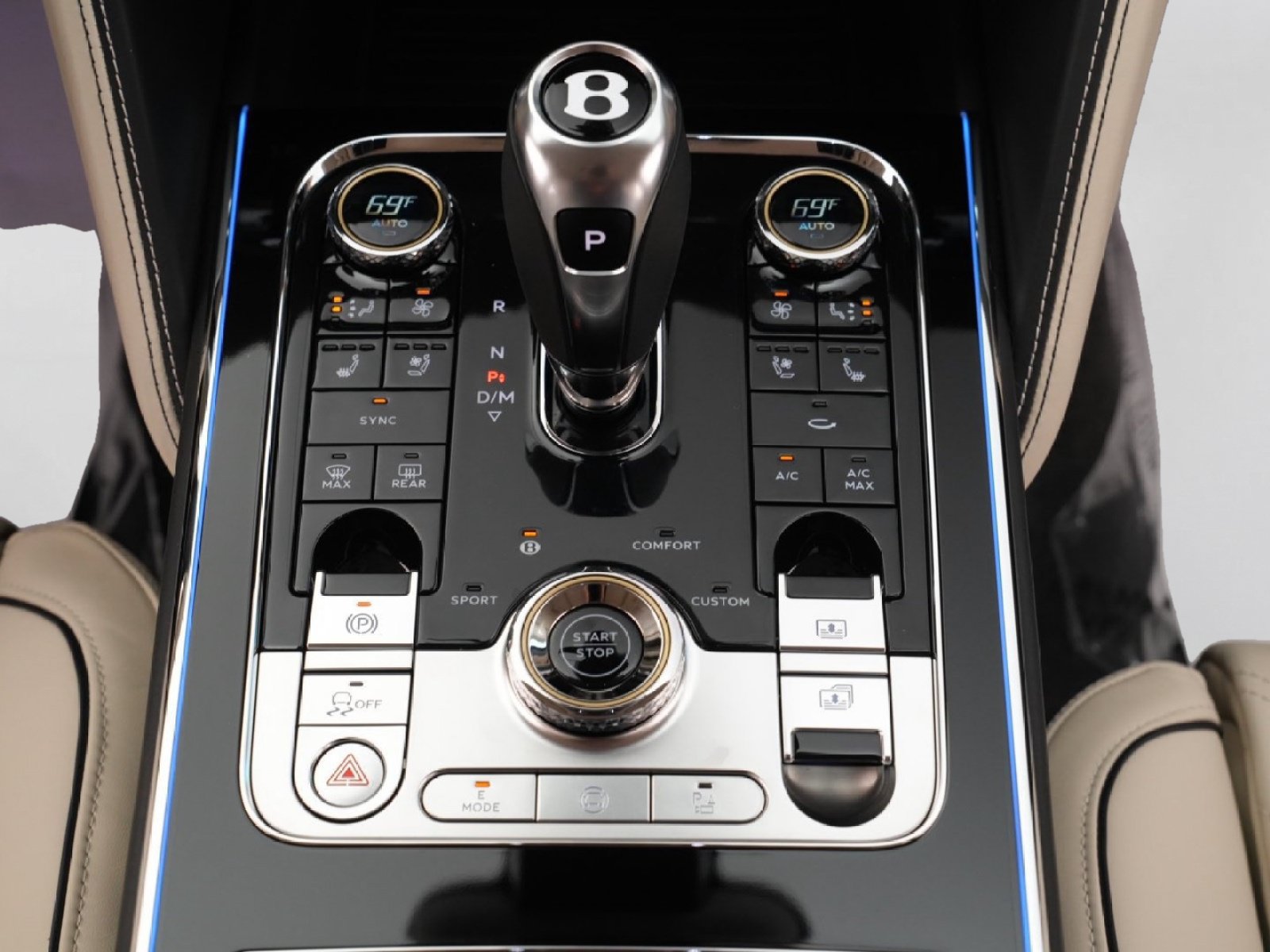 Used 2026 Bentley Flying Spur Azure AWD/4WD image 35