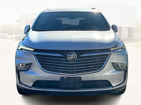 Used 2022 Buick Enclave Premium image 2