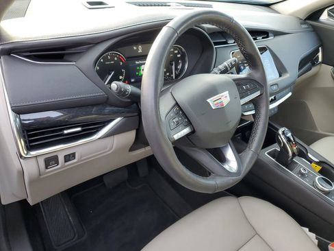 Certified 2023 Cadillac XT4 Premium Luxury w/ Cold Weather Package image 10