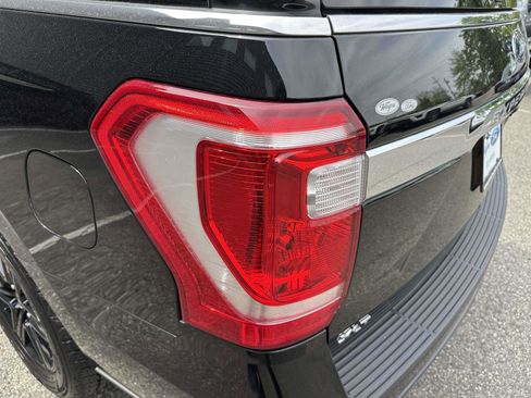Certified 2020 Ford Expedition XLT w/ Black Accent Package AWD/4WD image 10