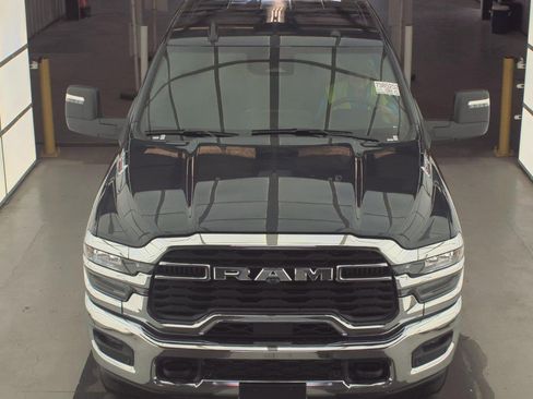 Used 2026 RAM 2500 Big Horn AWD/4WD image 3