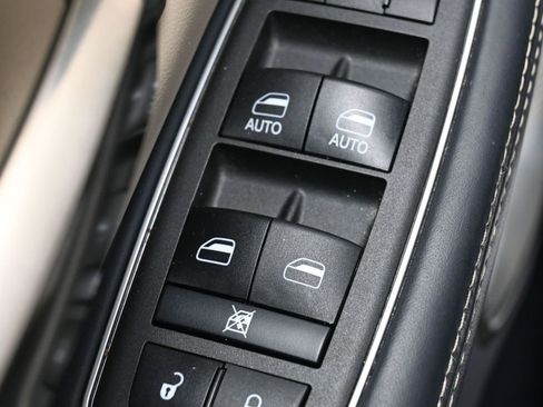 Used 2021 RAM 1500 Limited image 13