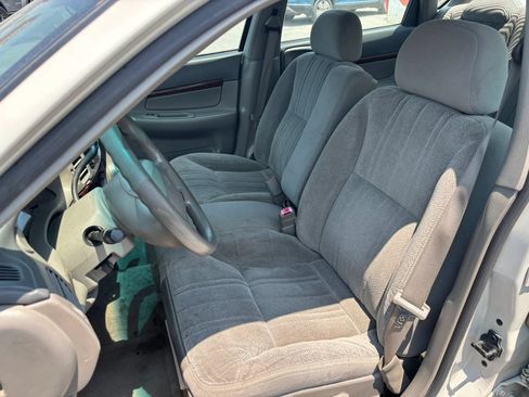 Used 2003 Chevrolet Impala FWD image 12