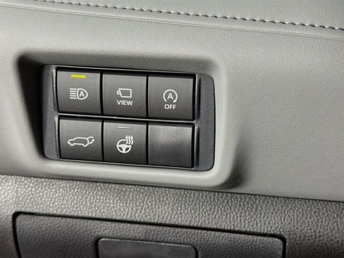 New 2026 Toyota Highlander Limited AWD/4WD image 14