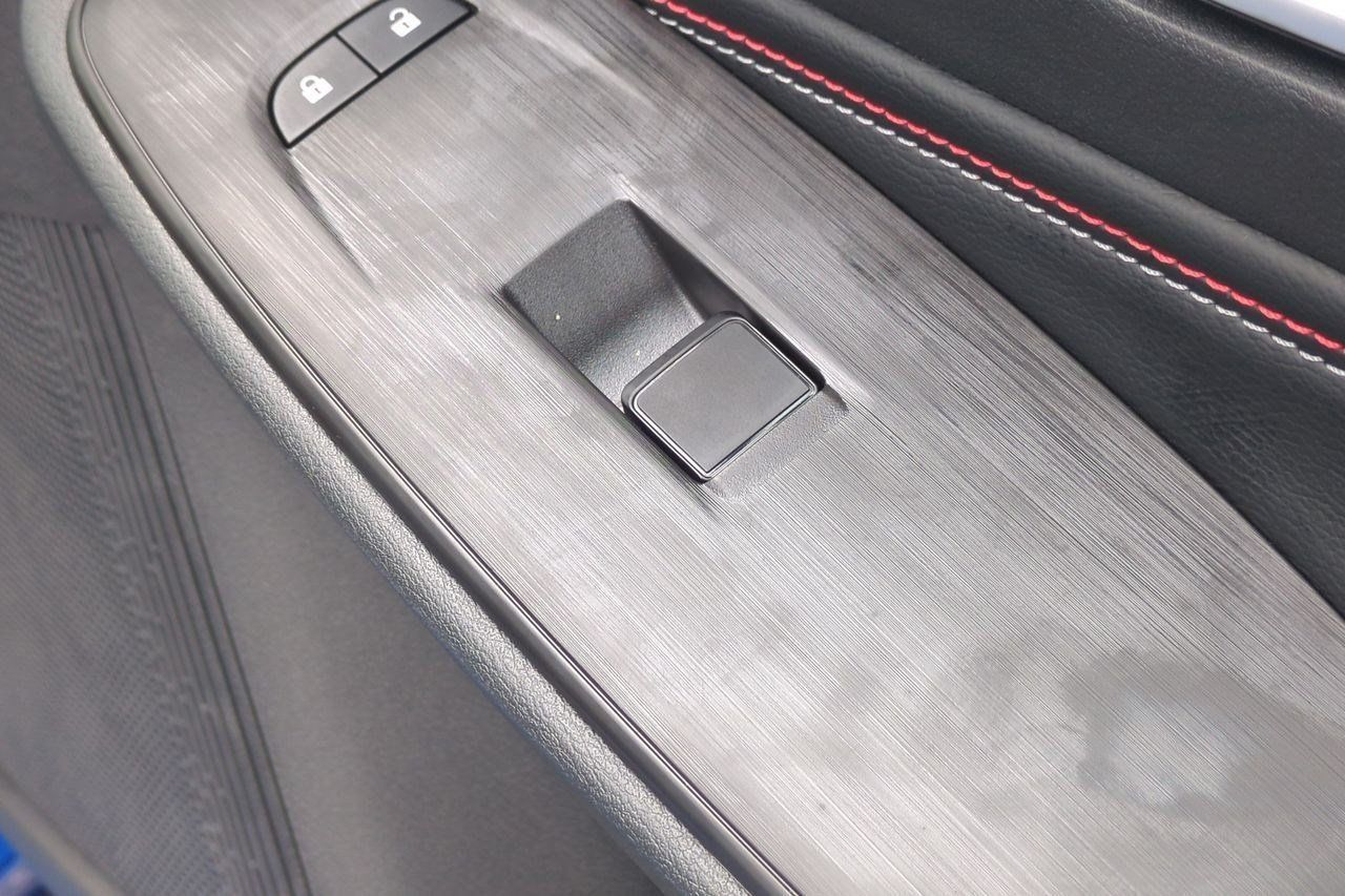 New 2026 Nissan Sentra SR w/ Floor Mat Package FWD image 37