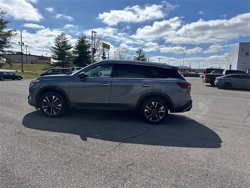 Used 2024 INFINITI QX60 Luxe image 8