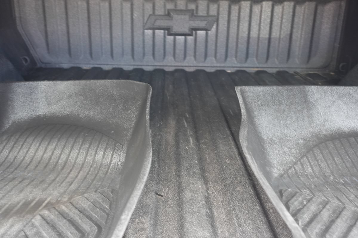 Used 2022 Chevrolet Silverado 1500 LT Trail Boss w/ LT Trail Boss Premium Package AWD/4WD image 16