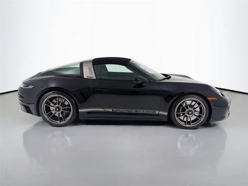 Certified 2023 Porsche 911 50th Anniversary Edition image 30