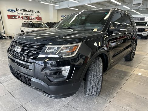 Used 2016 Ford Explorer Sport w/ Equipment Group 401A image 18