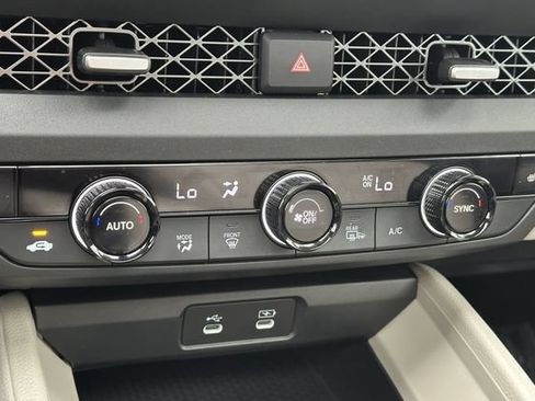 Certified 2024 Honda Accord EX image 22