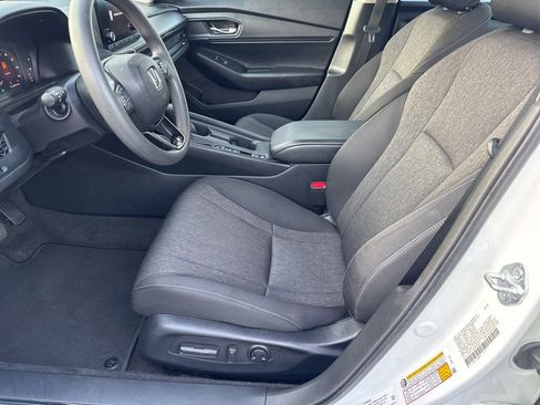 Used 2024 Honda Accord EX image 19