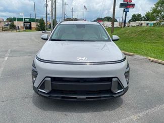 Used 2025 Hyundai Kona SEL FWD video 2
