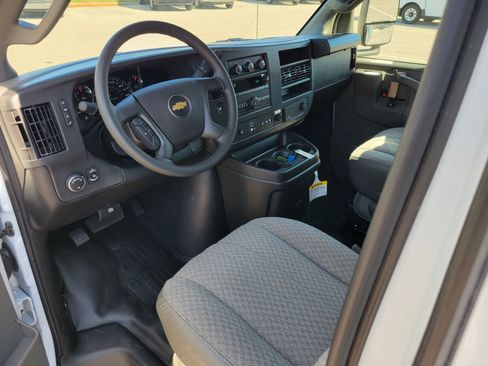 New 2025 Chevrolet Express 3500 w/ Power Convenience Package RWD image 18