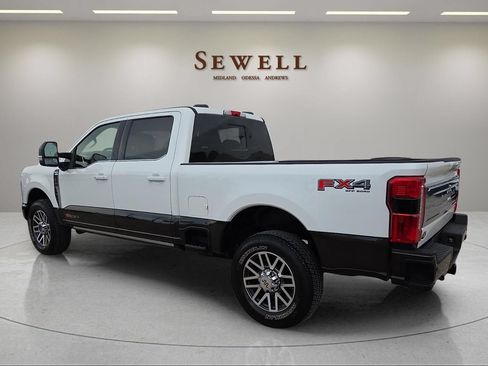 Used 2025 Ford F350 King Ranch AWD/4WD image 3