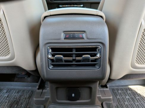 Used 2020 Lincoln Corsair Reserve w/ Appearance Package image 35