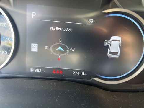 Used 2024 Genesis GV80 2.5T w/ Advanced Package image 5