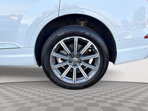 Used 2019 Audi Q7 2.0T Premium Plus w/ Premium Plus Package AWD/4WD image 29