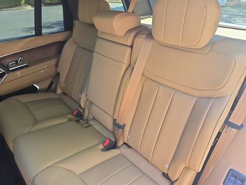 New 2026 Land Rover Range Rover Long Wheelbase SE AWD/4WD image 14