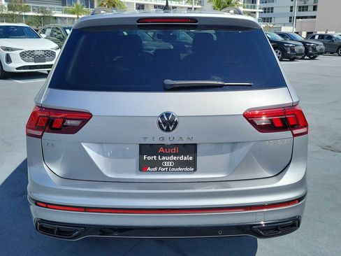 Used 2023 Volkswagen Tiguan SE R-Line image 5