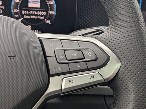 New 2026 Volkswagen Tiguan SE R-Line FWD image 35