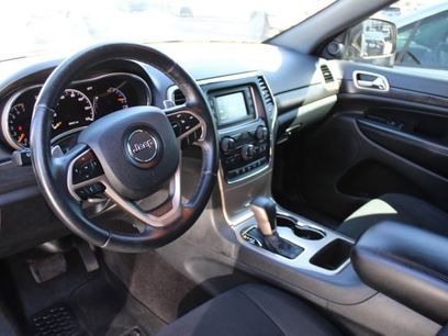 Used 2017 Jeep Grand Cherokee Laredo w/ Quick Order Package 23E