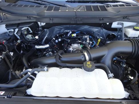 Used 2024 Ford F150 XL RWD image 11