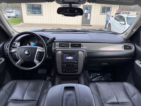 Used 2013 Chevrolet Avalanche LT AWD/4WD image 3