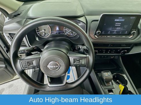 Used 2024 Nissan Rogue S FWD image 12