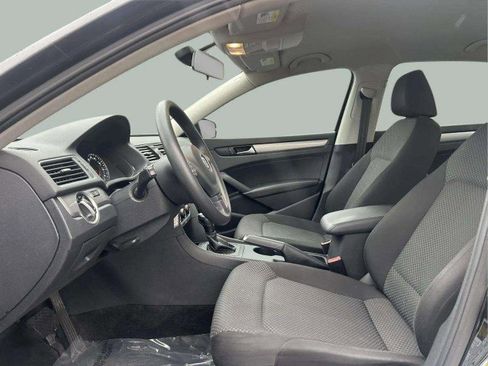 Used 2015 Volkswagen Passat 1.8T S image 17
